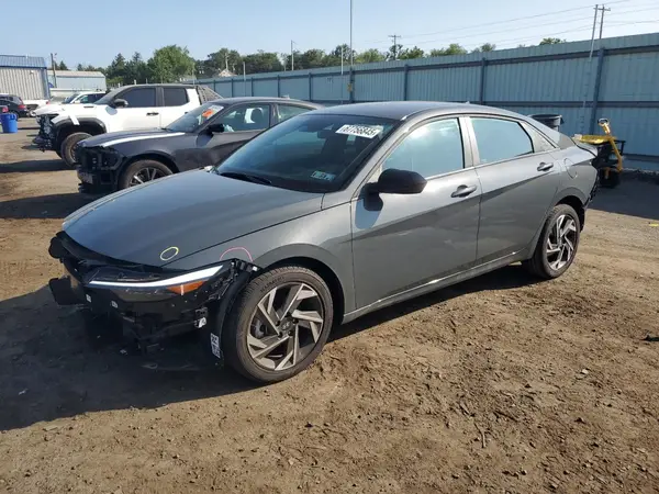 KMHLM4DG6SU995049 2025 HYUNDAI ELANTRA - Image 1