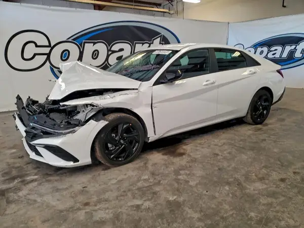 KMHLM4DG6TU105215 2026 HYUNDAI ELANTRA - Image 1