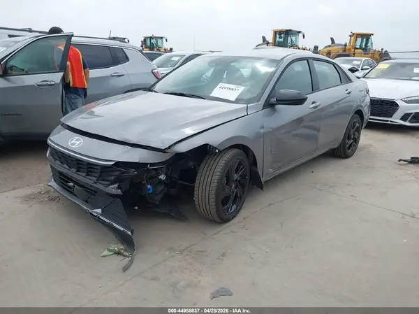 KMHLM4DG6TU122600 2026 HYUNDAI ELANTRA - Image 2