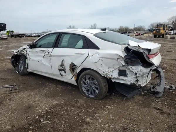 KMHLM4DG7RU642507 2024 HYUNDAI ELANTRA - Image 2