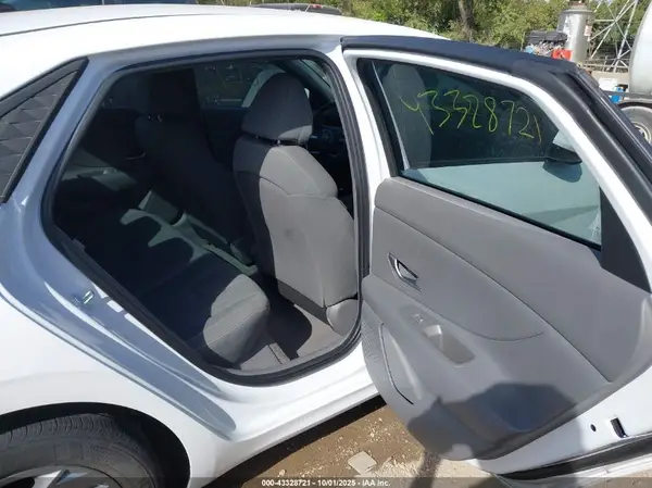 KMHLM4DG7RU642510 2024 HYUNDAI ELANTRA - Image 8
