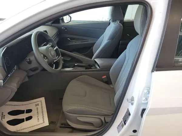 KMHLM4DG7RU648100 2024 HYUNDAI ELANTRA - Image 2
