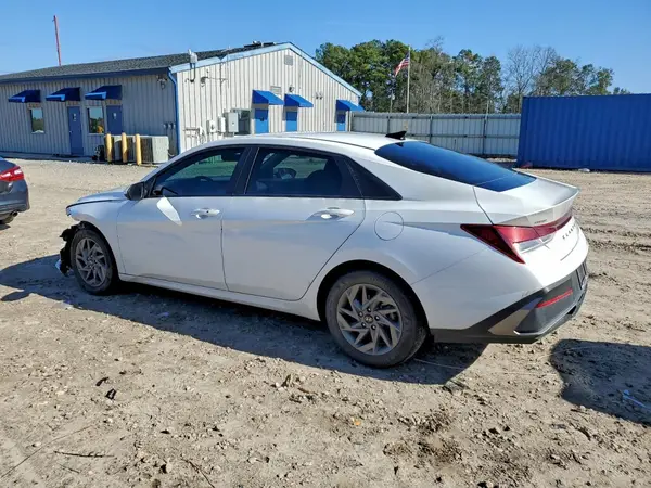 KMHLM4DG7RU651014 2024 HYUNDAI ELANTRA - Image 2
