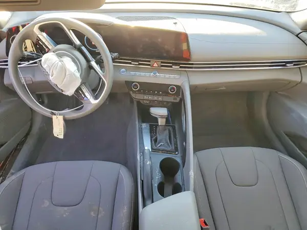 KMHLM4DG7RU652499 2024 HYUNDAI ELANTRA - Image 8