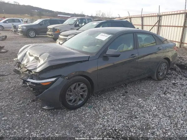 KMHLM4DG7RU657573 2024 HYUNDAI ELANTRA - Image 2