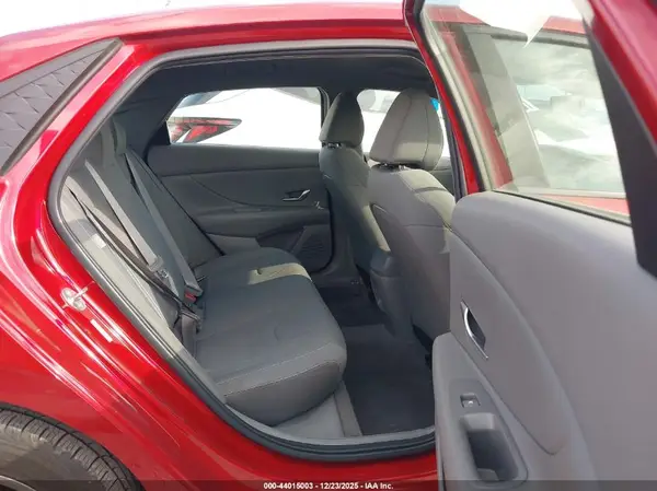 KMHLM4DG7RU662207 2024 HYUNDAI ELANTRA - Image 8