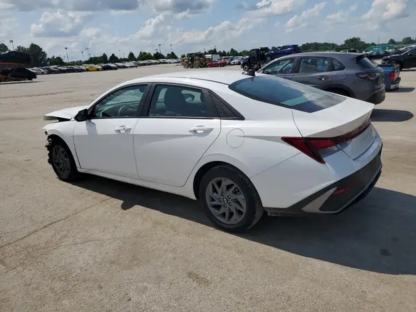KMHLM4DG7RU663082 2024 HYUNDAI ELANTRA - Image 2