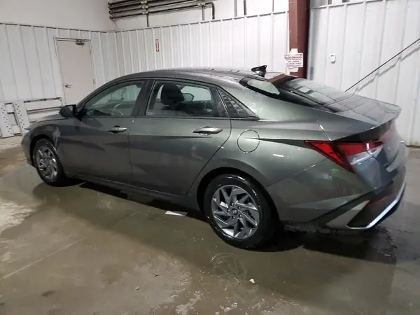 KMHLM4DG7RU664314 2024 HYUNDAI ELANTRA - Image 2