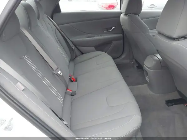 KMHLM4DG7RU666094 2024 HYUNDAI ELANTRA - Image 8
