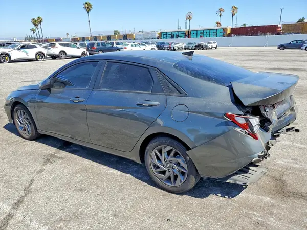 KMHLM4DG7RU671957 2024 HYUNDAI ELANTRA - Image 2