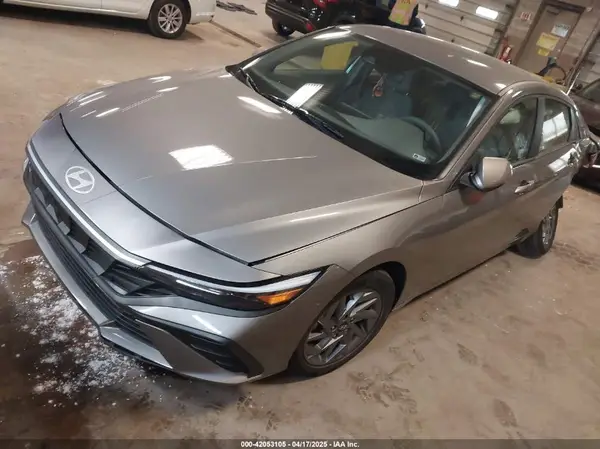 KMHLM4DG7RU672123 2024 HYUNDAI ELANTRA - Image 2