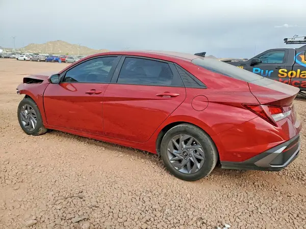 KMHLM4DG7RU672834 2024 HYUNDAI ELANTRA - Image 2