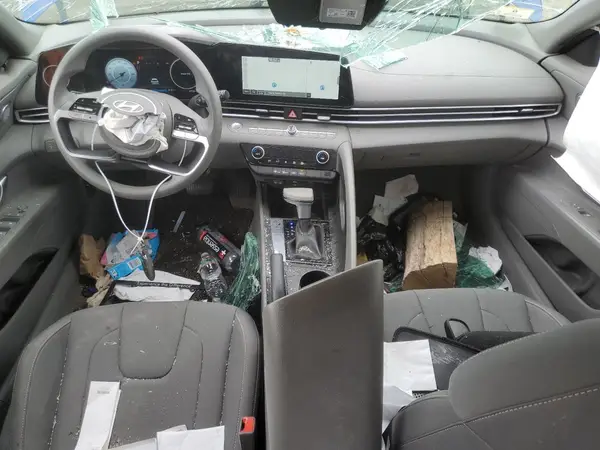 KMHLM4DG7RU678228 2024 HYUNDAI ELANTRA - Image 8