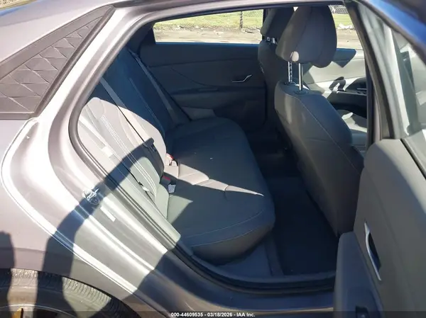 KMHLM4DG7RU681792 2024 HYUNDAI ELANTRA - Image 8