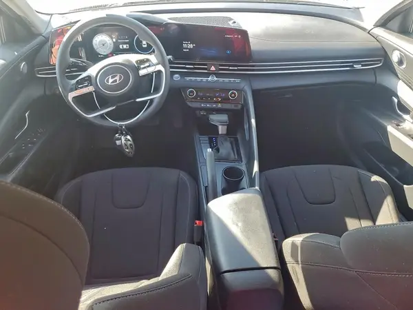 KMHLM4DG7RU683686 2024 HYUNDAI ELANTRA - Image 8