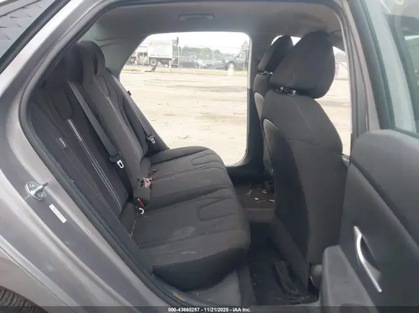 KMHLM4DG7RU687365 2024 HYUNDAI ELANTRA - Image 8