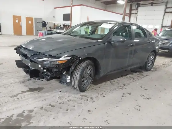 KMHLM4DG7RU690833 2024 HYUNDAI ELANTRA - Image 2
