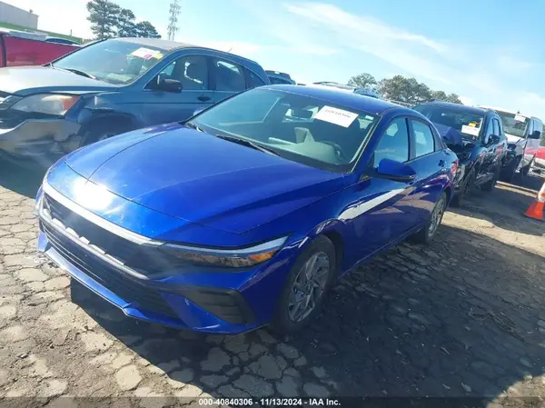 KMHLM4DG7RU692937 2024 HYUNDAI ELANTRA - Image 2