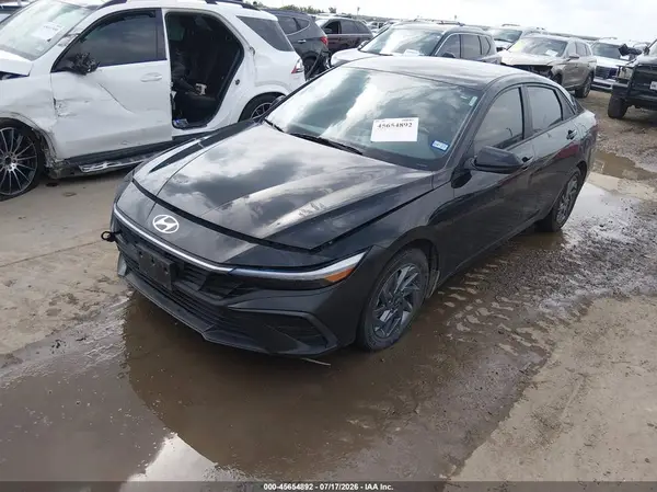 KMHLM4DG7RU697166 2024 HYUNDAI ELANTRA - Image 2