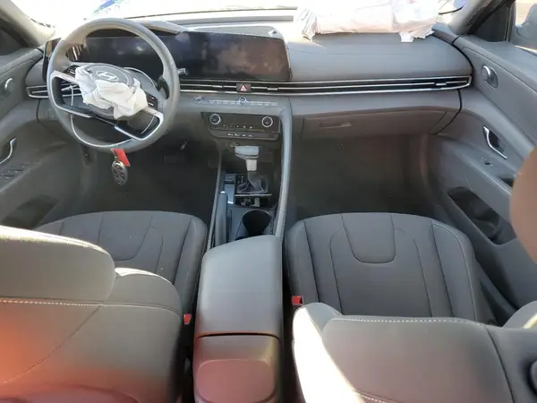 KMHLM4DG7RU697992 2024 HYUNDAI ELANTRA - Image 8