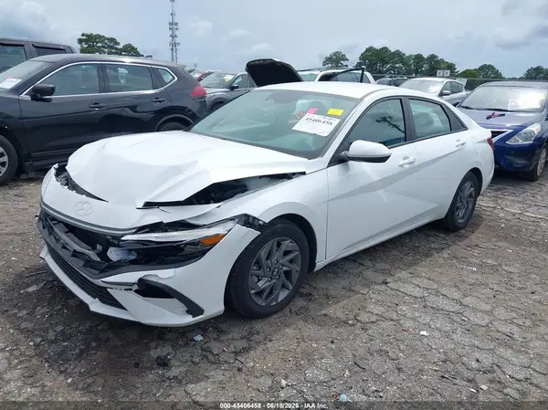 KMHLM4DG7RU699533 2024 HYUNDAI ELANTRA - Image 2