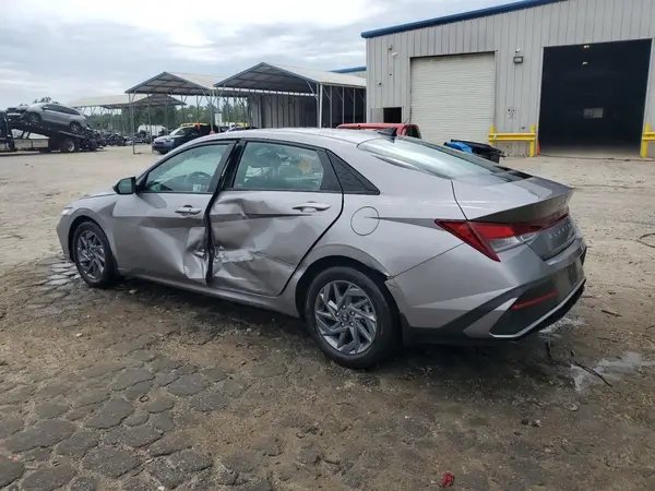KMHLM4DG7RU706206 2024 HYUNDAI ELANTRA - Image 2