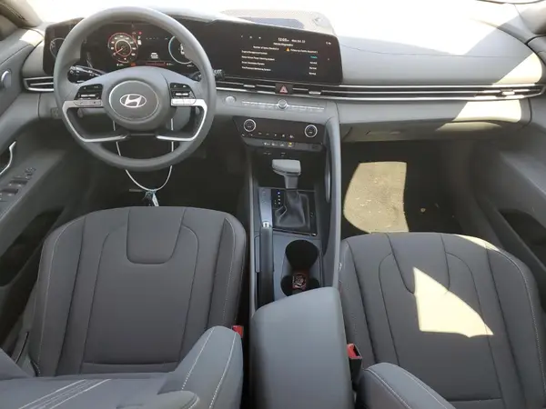 KMHLM4DG7RU707131 2024 HYUNDAI ELANTRA - Image 8
