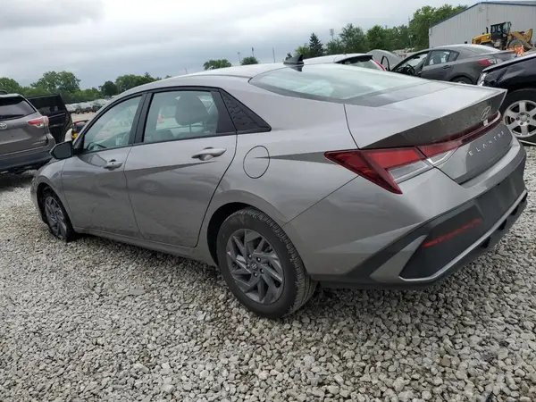 KMHLM4DG7RU715715 2024 HYUNDAI ELANTRA - Image 2