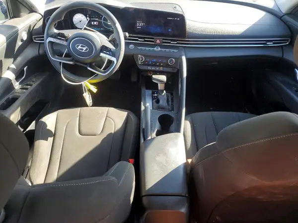 KMHLM4DG7RU717691 2024 HYUNDAI ELANTRA - Image 8