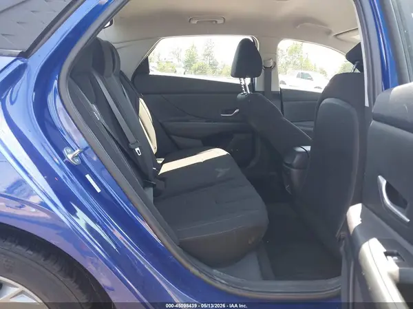 KMHLM4DG7RU726584 2024 HYUNDAI ELANTRA - Image 8