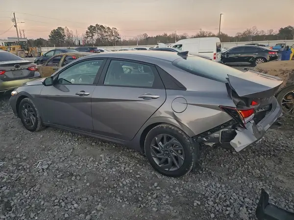 KMHLM4DG7RU733387 2024 HYUNDAI ELANTRA - Image 2