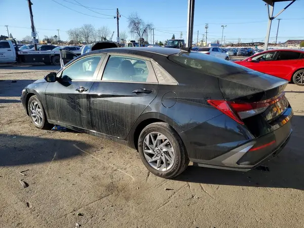 KMHLM4DG7RU733454 2024 HYUNDAI ELANTRA - Image 2