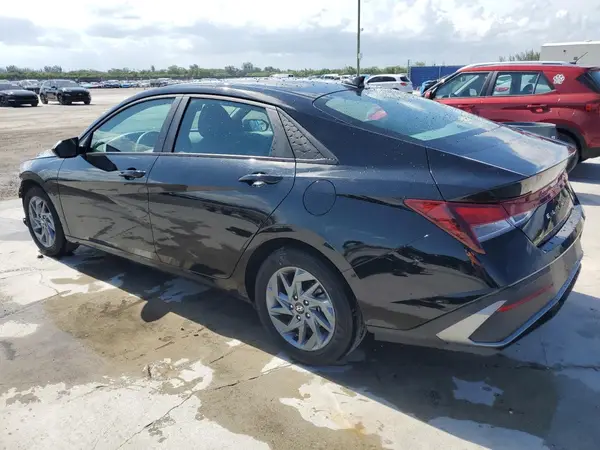 KMHLM4DG7RU735088 2024 HYUNDAI ELANTRA - Image 2