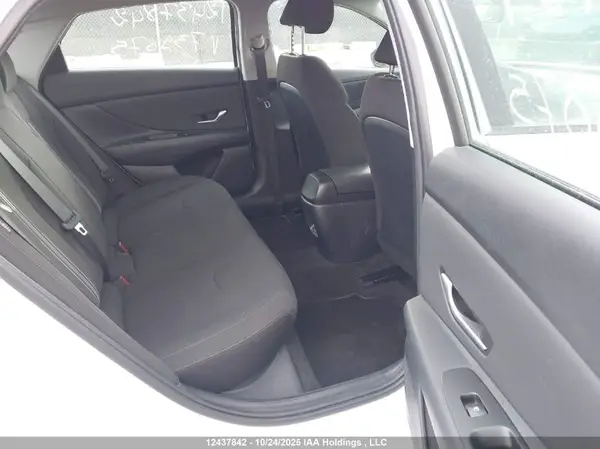 KMHLM4DG7RU739075 2024 HYUNDAI ELANTRA - Image 8