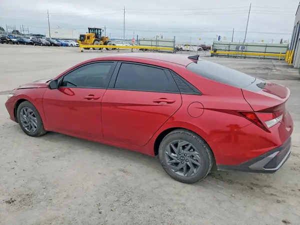 KMHLM4DG7RU739139 2024 HYUNDAI ELANTRA - Image 2