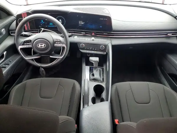KMHLM4DG7RU739139 2024 HYUNDAI ELANTRA - Image 8