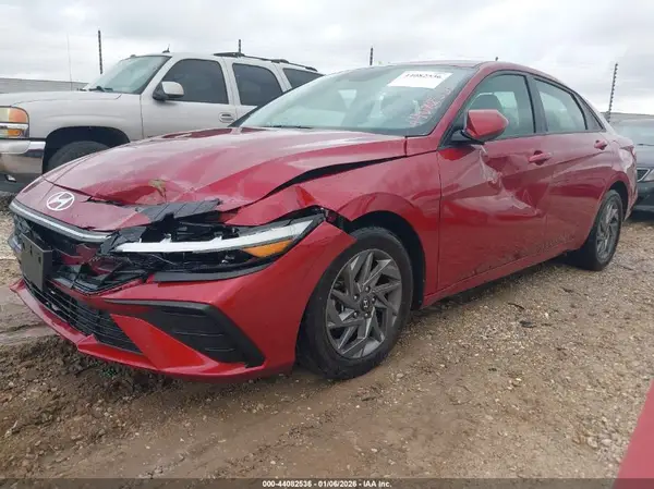 KMHLM4DG7RU739982 2024 HYUNDAI ELANTRA - Image 2