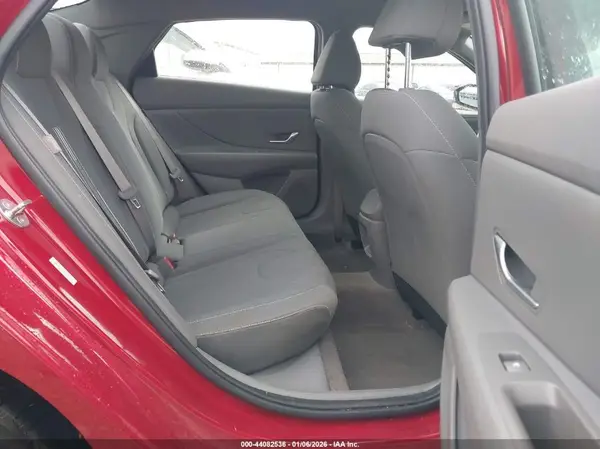 KMHLM4DG7RU739982 2024 HYUNDAI ELANTRA - Image 8