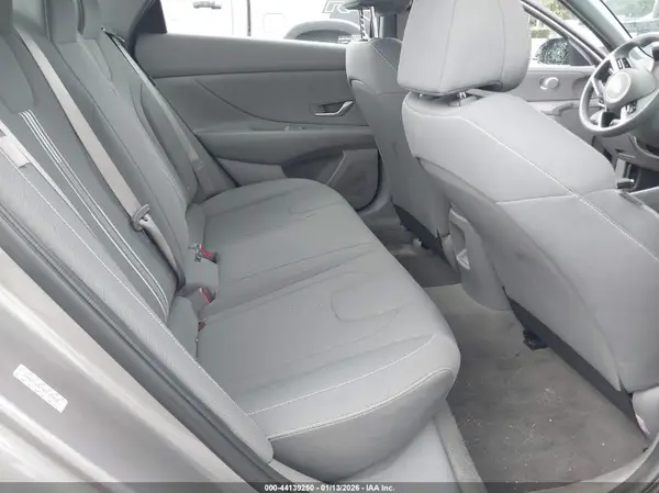 KMHLM4DG7RU742638 2024 HYUNDAI ELANTRA - Image 8