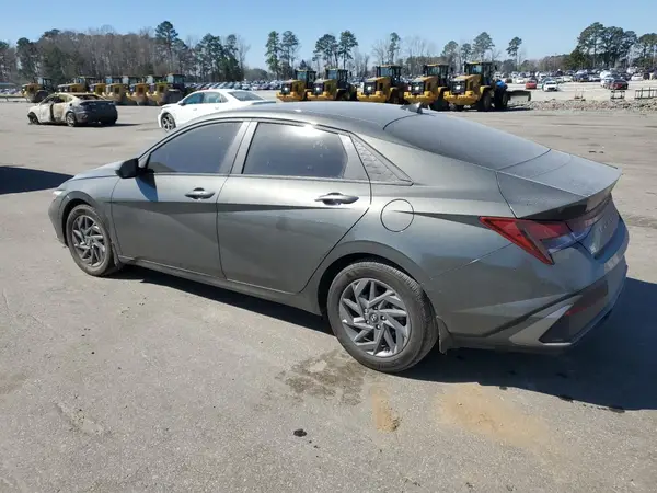 KMHLM4DG7RU746091 2024 HYUNDAI ELANTRA - Image 2
