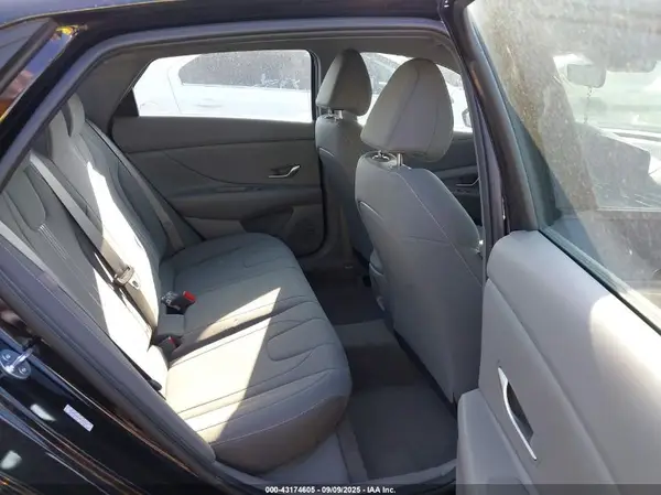 KMHLM4DG7RU748665 2024 HYUNDAI ELANTRA - Image 8