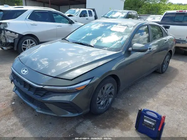 KMHLM4DG7RU751064 2024 HYUNDAI ELANTRA - Image 2