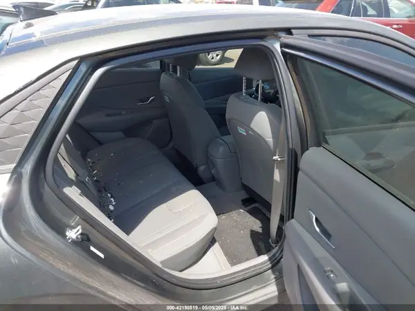 KMHLM4DG7RU751064 2024 HYUNDAI ELANTRA - Image 8