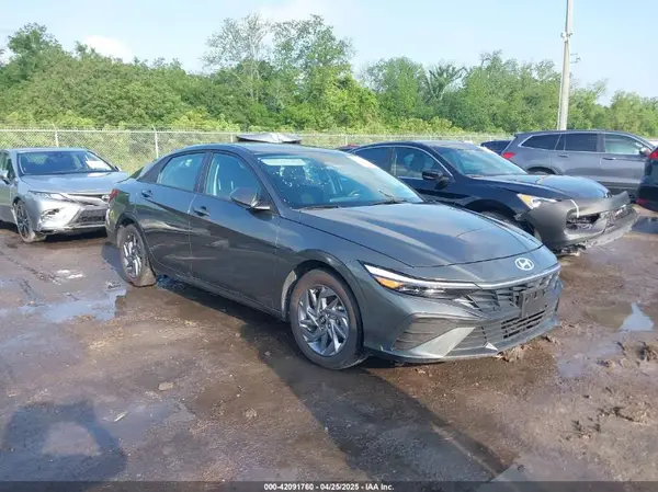 KMHLM4DG7RU751078 2024 HYUNDAI ELANTRA - Image 1