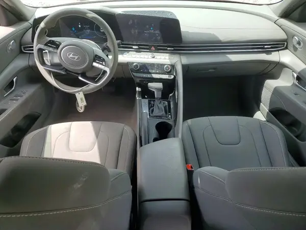 KMHLM4DG7RU754191 2024 HYUNDAI ELANTRA - Image 8