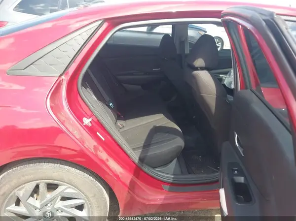 KMHLM4DG7RU757592 2024 HYUNDAI ELANTRA - Image 8
