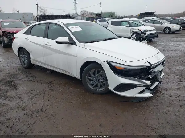 KMHLM4DG7RU760413 2024 HYUNDAI ELANTRA - Image 1