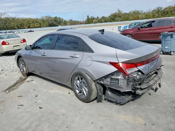 KMHLM4DG7RU764252 2024 HYUNDAI ELANTRA - Image 2