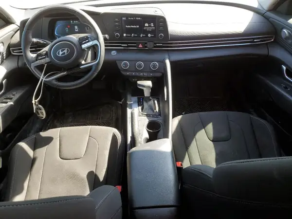 KMHLM4DG7RU766261 2024 HYUNDAI ELANTRA - Image 8