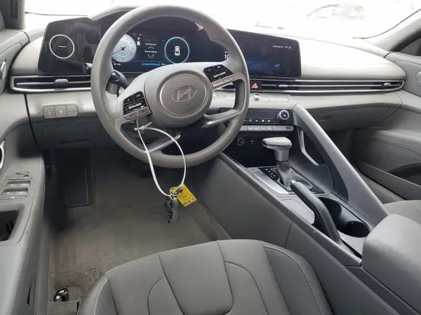 KMHLM4DG7RU775624 2024 HYUNDAI ELANTRA - Image 8